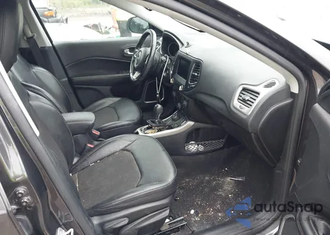 2021 Jeep Compass Latitude 4X4 from USA, damaged, VIN 3C4NJDBB7MT517832